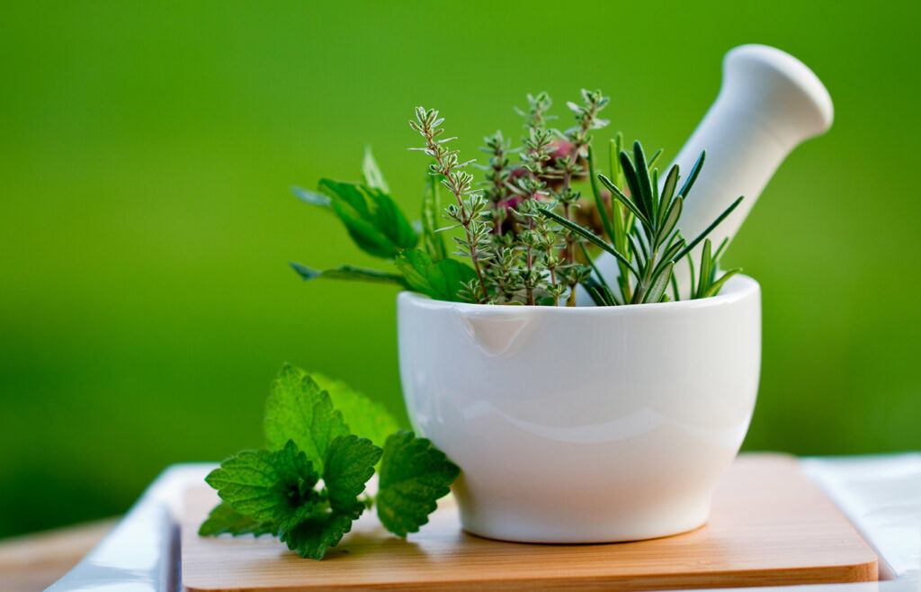 تجربتي مع عشبة مريوت للشعر 2 تجربتي مع عشبة مريوت للشعر