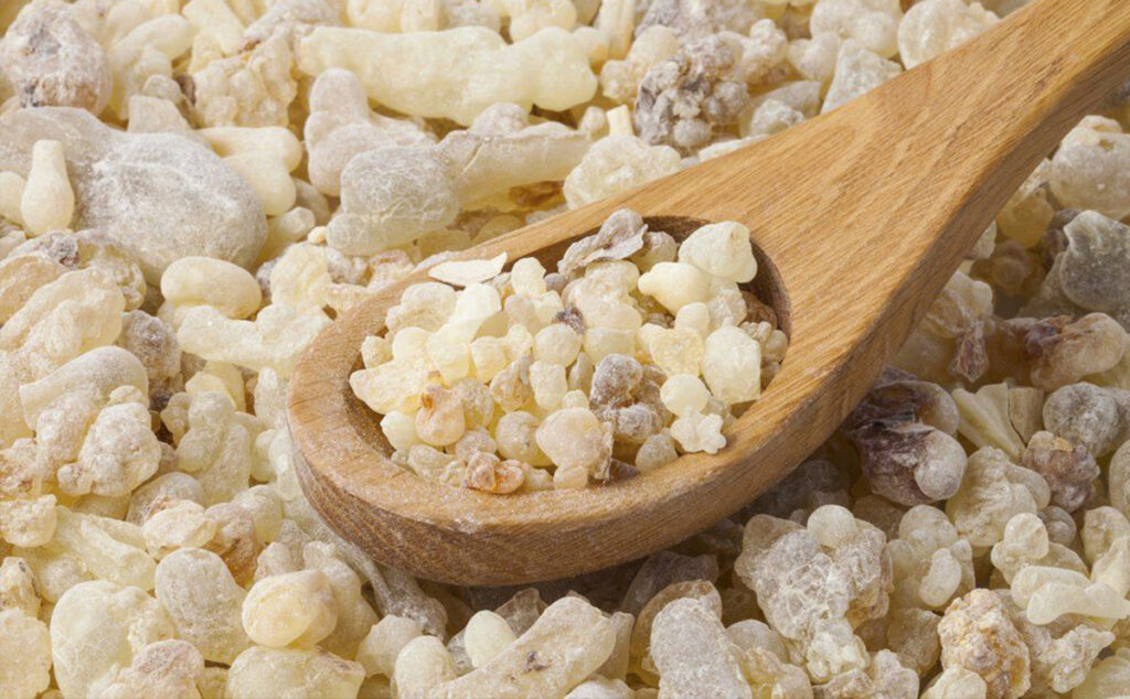 تجربتي مع لبان الذكر للوجه وإزالة التجاعيد