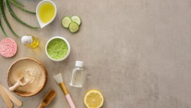 وصفة طبيعية لتقشير البشرة الدهنية في المنزل