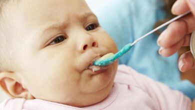 أضرار فطام الطفل قبل سنتين ما هي؟