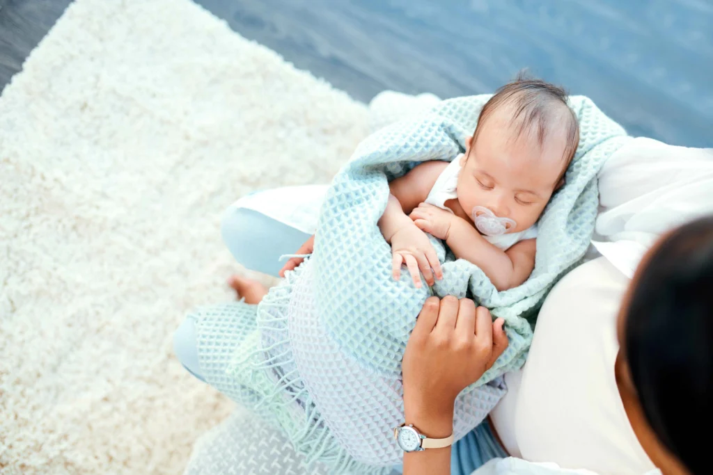 ازاي أخلي طفلي ينام طوال الليل بأريحية؟