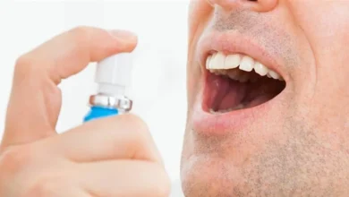 كيف تتخلص من رائحة الفم الكريهة عند الاستيقاظ من النوم
