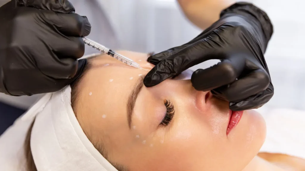 ما هي أضرار البوتوكس للوجه.. ماذا يحدث للوجه بعد انتهاء مفعول البوتوكس