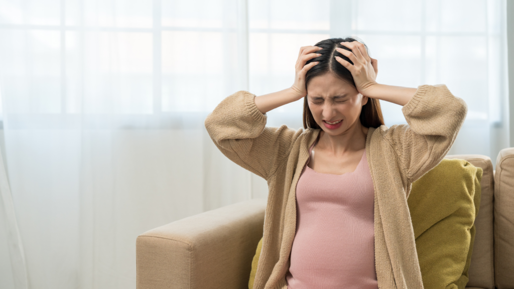 كيف يؤثر التوتر على صحة الحامل والجنين؟