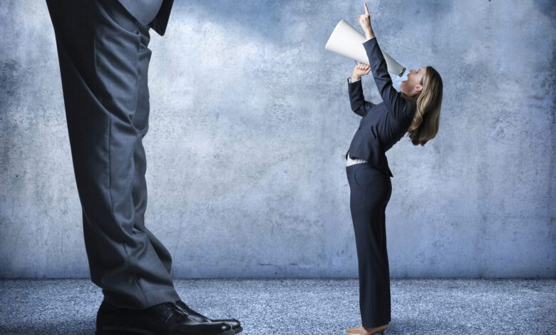 ما هي التحديات التي تواجه المرأة في العمل؟