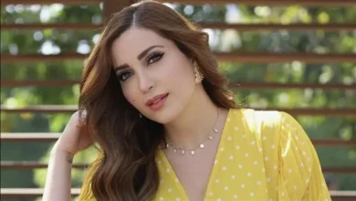 إطلالة نسرين طافش في لندن.. اللون الأحمر موضة شتاء 2026 16 إطلالة نسرين طافش في لندن.. اللون الأحمر موضة شتاء 2026