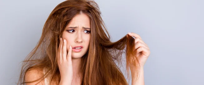 خبيرة شعر توضح خطر مشابك الشعر واستعمالها المتكرر في نفس المكان