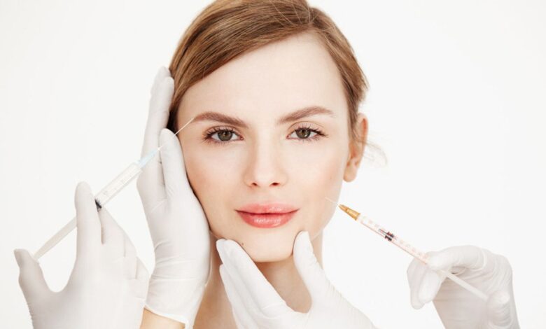 الفرق بين البوتوكس والفيلر دليل بسيط للتفريق بينهما لعام 2025
