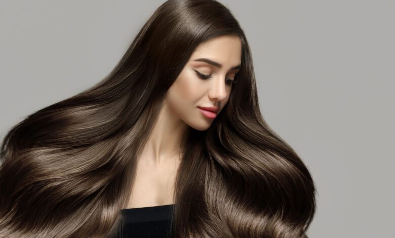 كيف تحمين شعرك المصبوغ من البهتان والتقصف في الأجواء الباردة؟