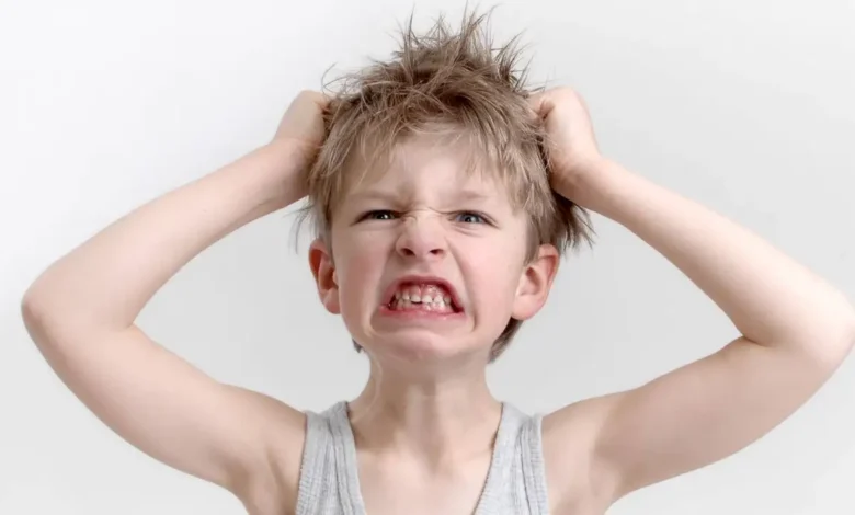 كيفية التعامل مع نوبات الغضب عند الأطفال 6 كيفية التعامل مع نوبات الغضب عند الأطفال