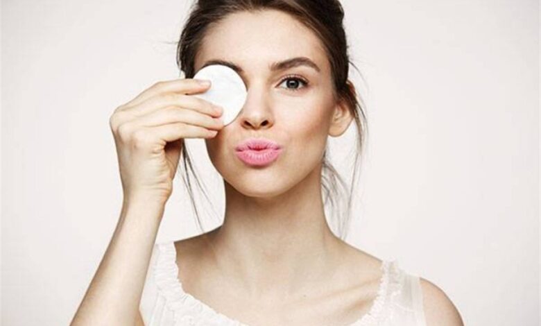 لماذا يعد كريم محيط العين خطوة أساسية لا يمكنك الاستغناء عنها؟