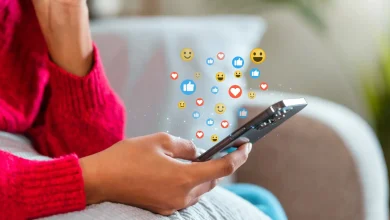 هل مواقع التواصل الاجتماعي تدمر العلاقة الزوجية؟