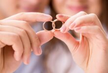 كيف تحدث العلاقة الزوجية بين الرجل والمرأة مفصلاً