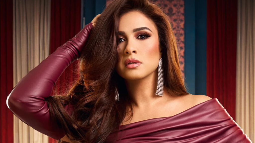 ياسمين عبدالعزيز ترد على تصريحات طارق الشناوي الأخيرة لها بالفيديو 2 ياسمين عبدالعزيز ترد على تصريحات طارق الشناوي الأخيرة لها بالفيديو