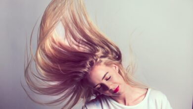 هل الصبغات مضرة للشعر؟