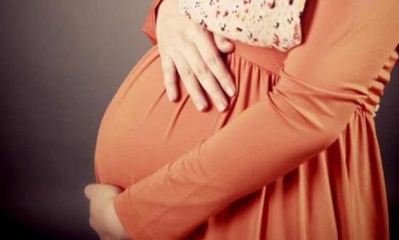 ما هي المشروبات المفيدة للحامل في الشهر التاسع؟