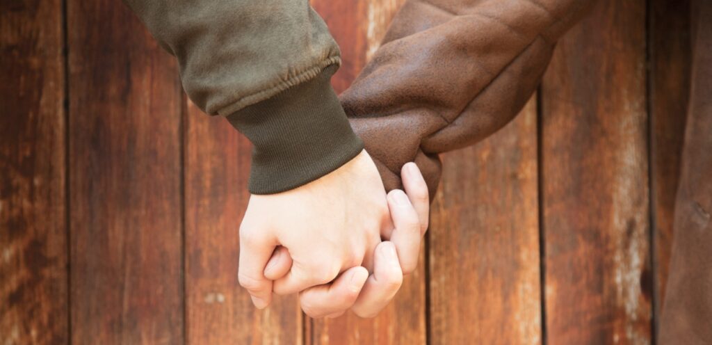 ماذا يحب الرجل في العلاقة الزوجيه.. ما هي الأصوات التي يحبها الزوج؟