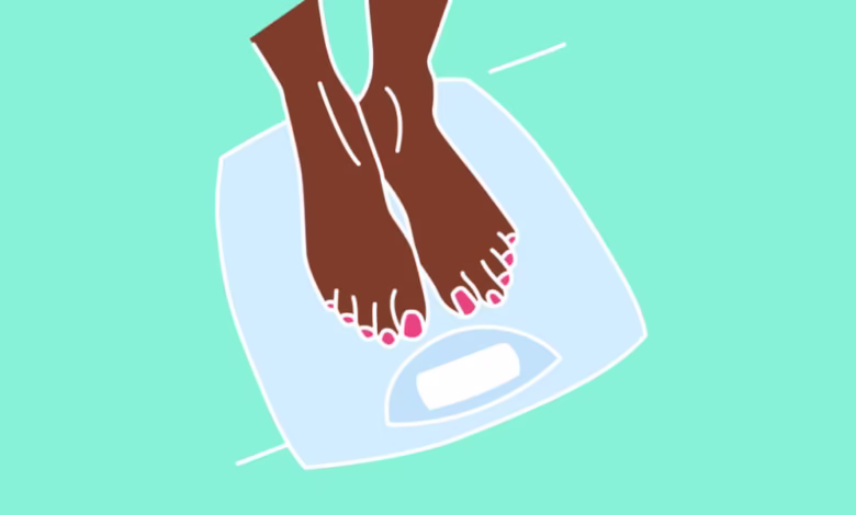 هل الدورة الشهرية تزيد الوزن قبل نزولها؟