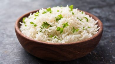 تحذيرات من طهي الأرز قبل غسله.. خطر خفي قد يهدد بالصحة