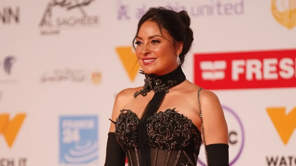 استوحي إطلالتك بفساتين من نجمات مهرجان القاهرة السينمائي