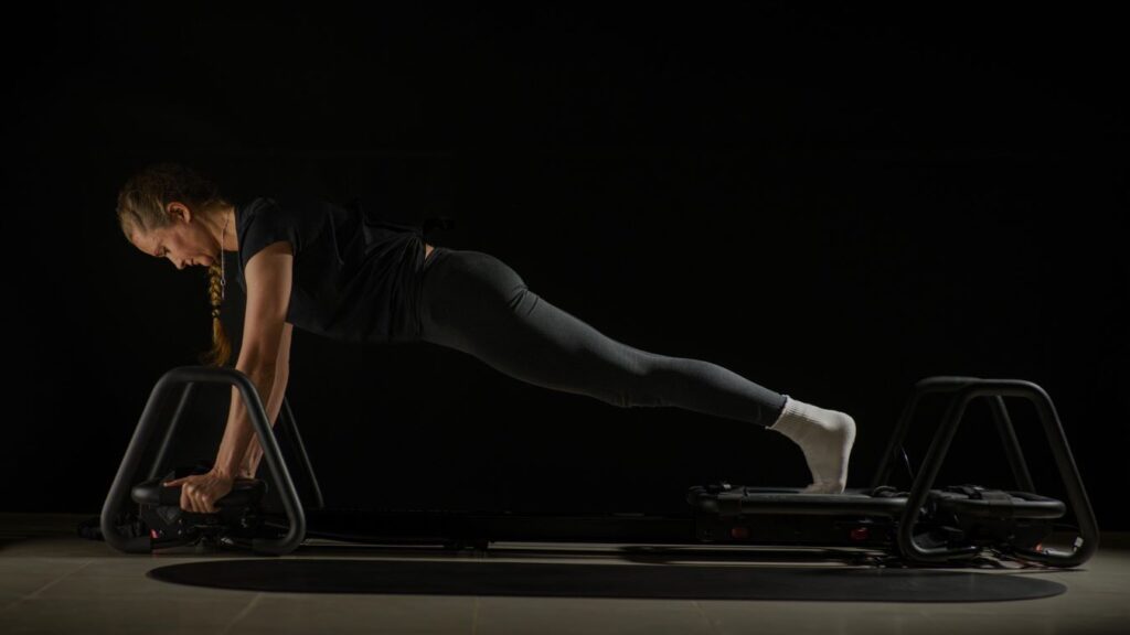 لماذا يلجأ المشاهير إلى رياضة البيلاتس في الآونة الأخيرة؟