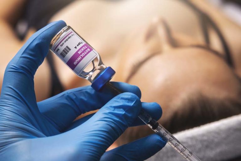 ما الفرق بين البوتوكس التقليدي والميكرو-بوتوكس Micro Botox؟ وأيهما الأنسب لبشرتك؟