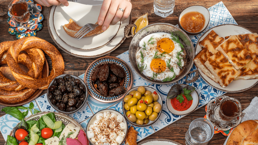 أطعمة تمنحك الشبع والطاقة في رمضان